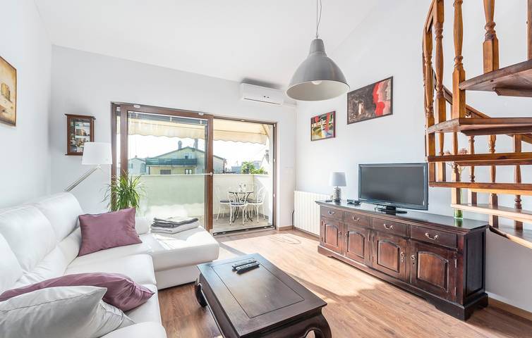 Ferienwohnung für 4 Personen, mit Balkon/Terrasse in Novigrad - 2