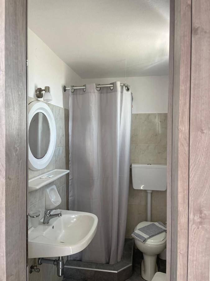 Gîte pour 2 personnes, avec jardin ainsi que terrasse et vue dans Chora (Ios) - 3