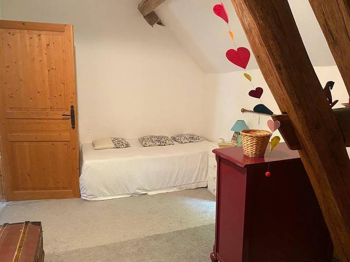 Location de vacances pour 17 personnes, avec jardin ainsi que terrasse et vue, animaux acceptés à Saint-Sauveur-en-Puisaye - 3