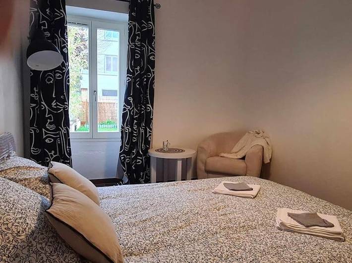 Gîte pour 4 personnes, avec jardin à Bourg-de-Péage - 3