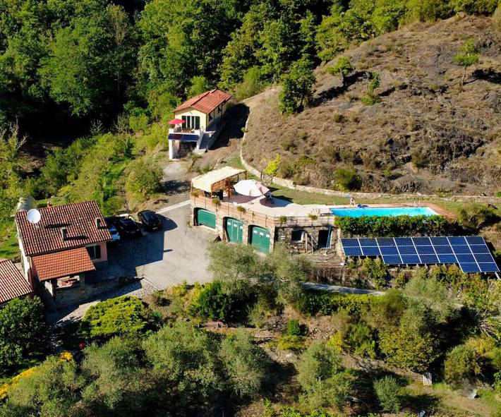 Casa vacanza per 5 persone, con giardino e piscina nonché panorama - 1