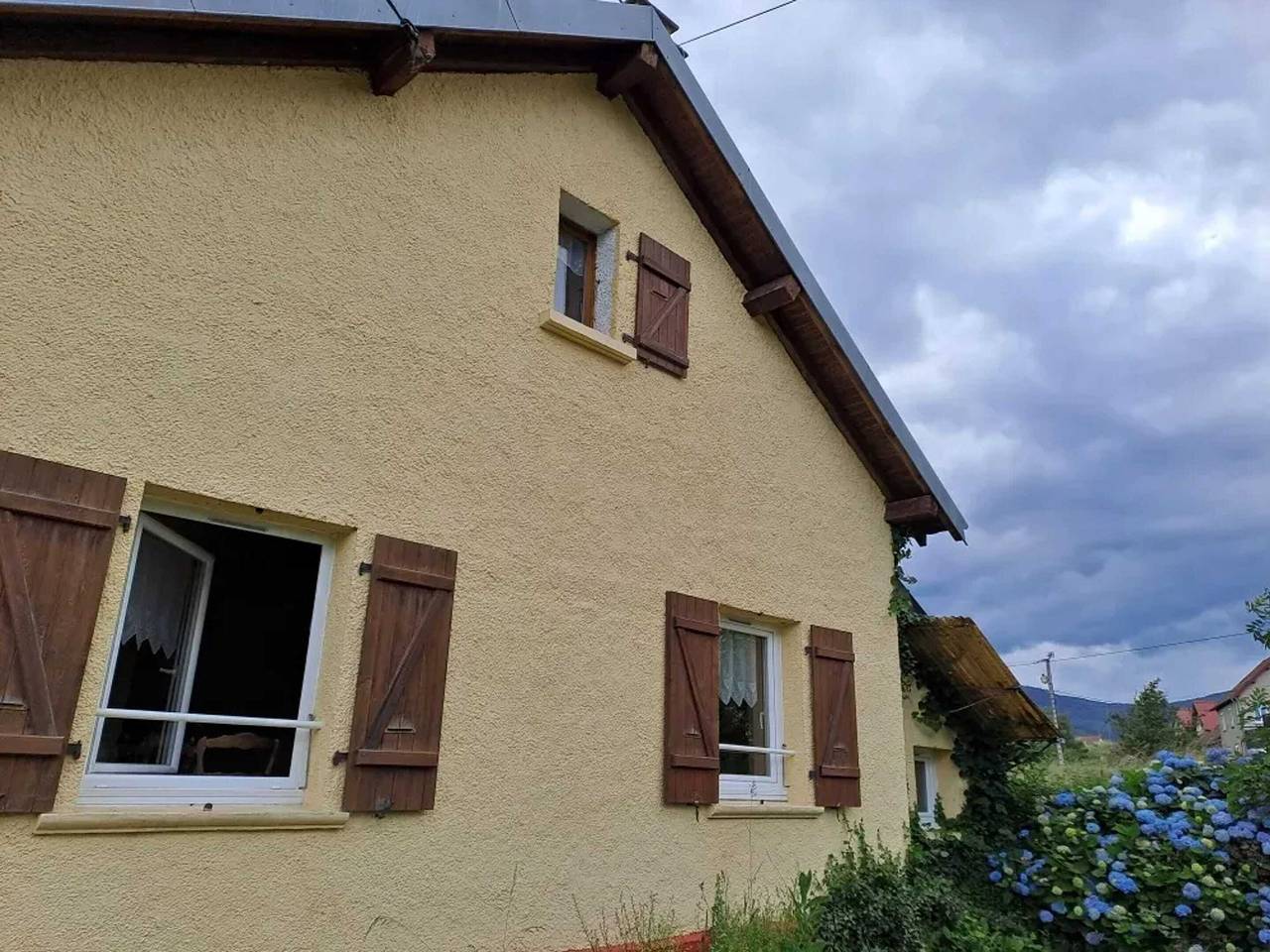 Maison de charme à Rougegoutte avec jardin et barbecue in Sainte-Famille, Parc naturel régional des Ballons des Vosges