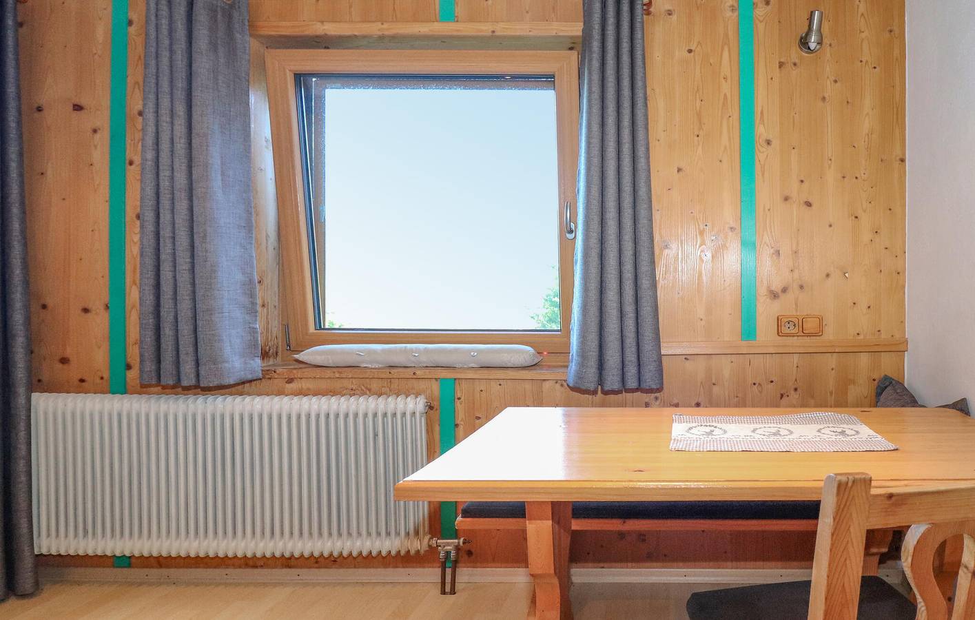 Ganze Ferienwohnung, Gemütliche Wohnung mit Terrasse in der Nähe von Skilift und See in Walchsee, Kaisergebirge