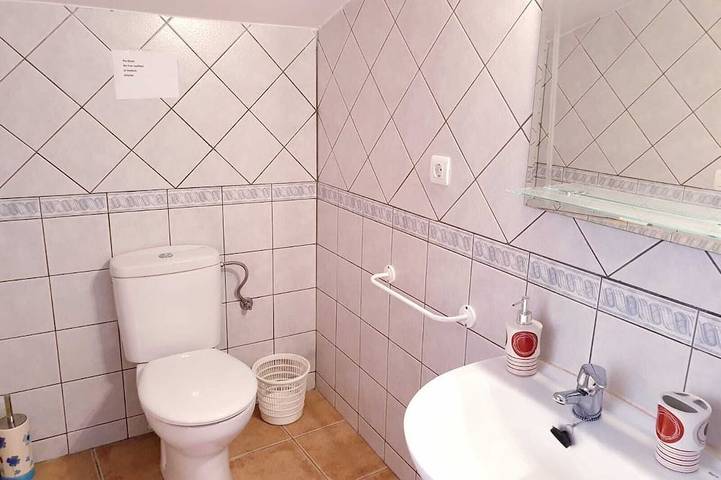 Charmantes Stadthaus 7 Personen mit großer Terrasse und Patio in Jimera de Líbar, Málaga Provinz