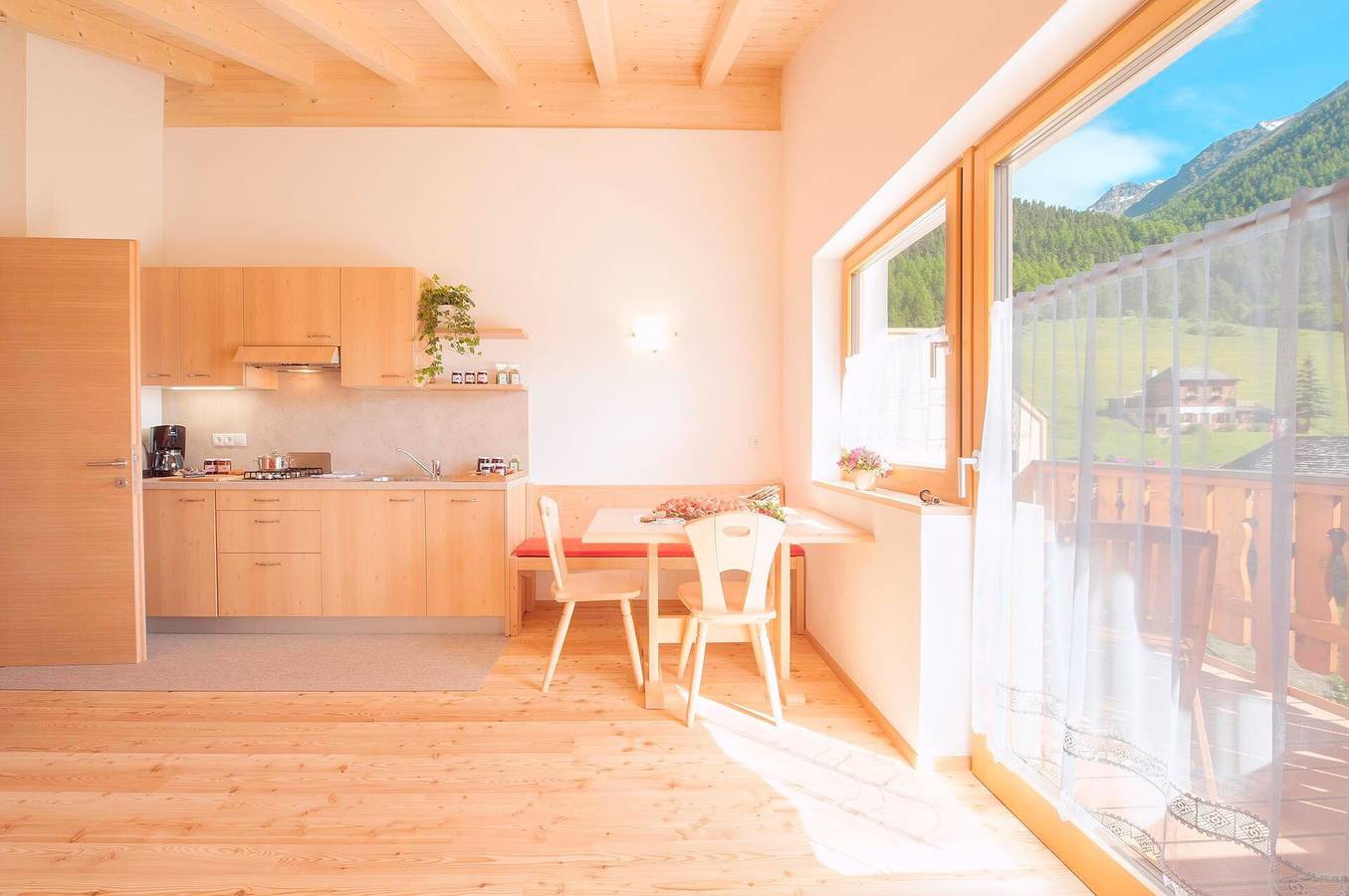 Ganze Wohnung, Apartment 'Inner Glieshof St Florinus' mit Bergblick, Gemeinschaftsterrasse und Wlan in Mals, Saldurkamm