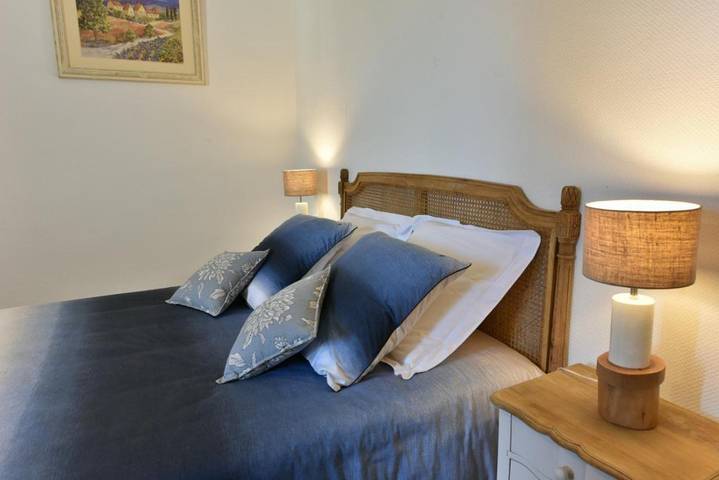 Location de vacances pour 2 personnes, avec balcon et jardin à Castillon-la-Bataille - 3