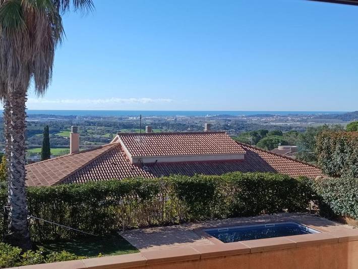 Casa rural para 9 personas, con Balcón y Terraza además de Jardín y Piscina en Tordera - 2