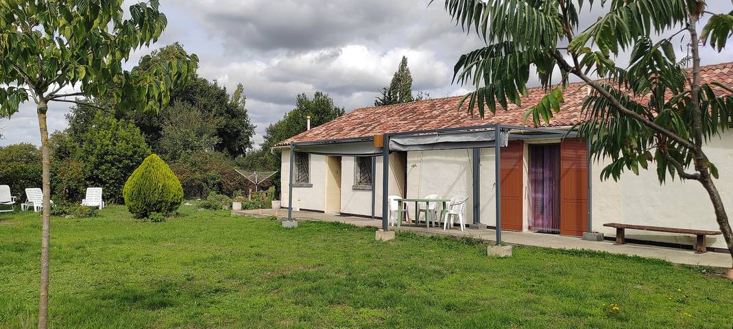 Gîte pour 6 personnes, avec jardin et terrasse dans les Deux-Sèvres