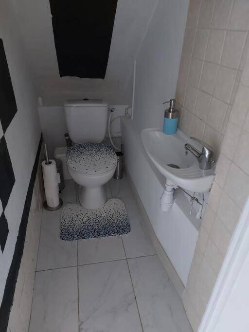 Gîte pour 2 personnes, avec terrasse à Ecquevilly - 3