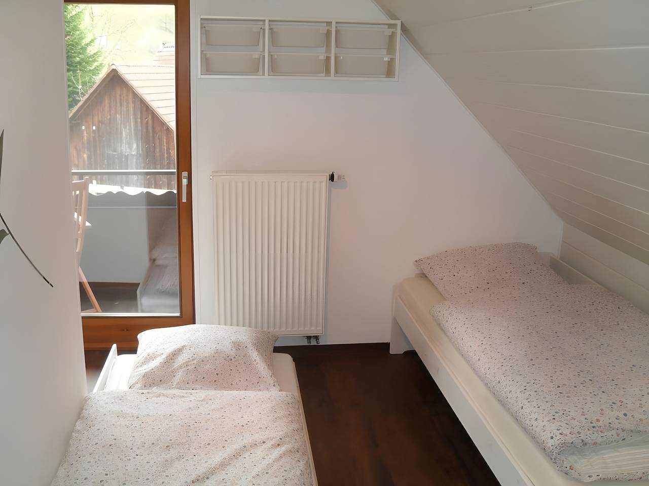Ganze Wohnung, Apartment '70qm, 2 Schlafräume' mit Bergblick, Balkon und Wlan in Simonswald, Südschwarzwald
