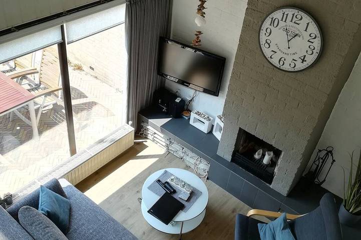 Ferienhaus für 4 Personen, mit Pool und Terrasse sowie Whirlpool und Garten in Bruinisse