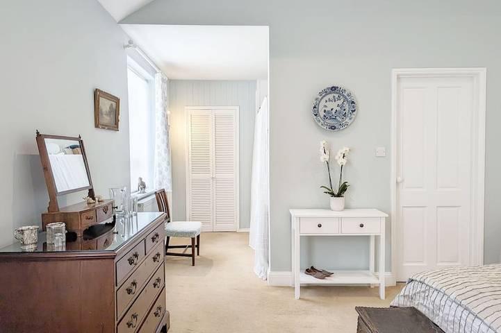 Palm Tree Cottage -  an annexe that sleeps 2 guests  in 1 bedroom in Fishbourne (West Sussex), West Sussex