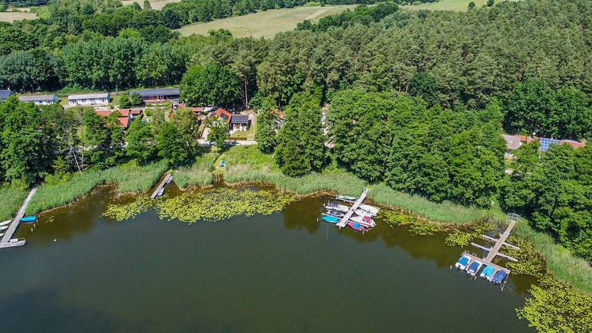 Ferienhaus für 4 Personen, mit Garten und Sauna sowie Seeblick, mit Haustier in Jabel - 3