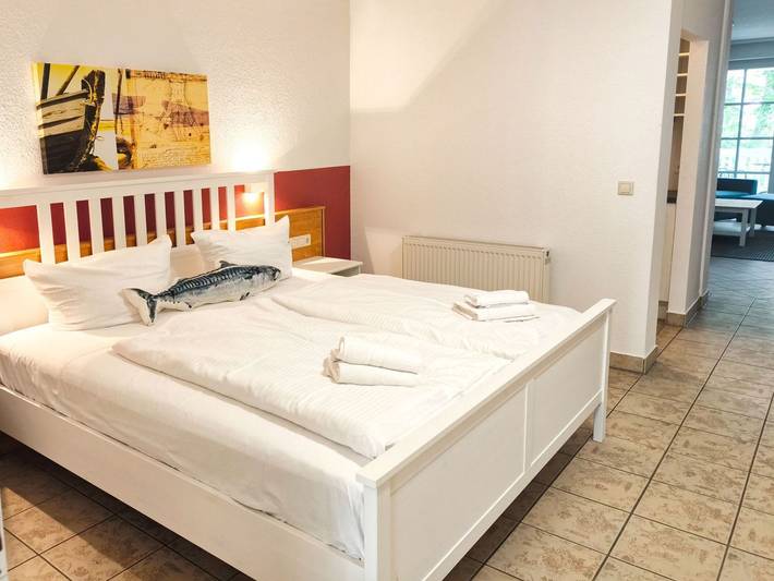 Ganze Ferienwohnung, Aparthotel Ostsee - direkt an der Strandpromenade, Balkon mit Meerblick - Aparthotel Ostsee FeWo 26 in Ostseebad Binz, Binz