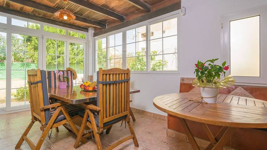 Villa für 6 Personen, mit Pool und Garten - 1