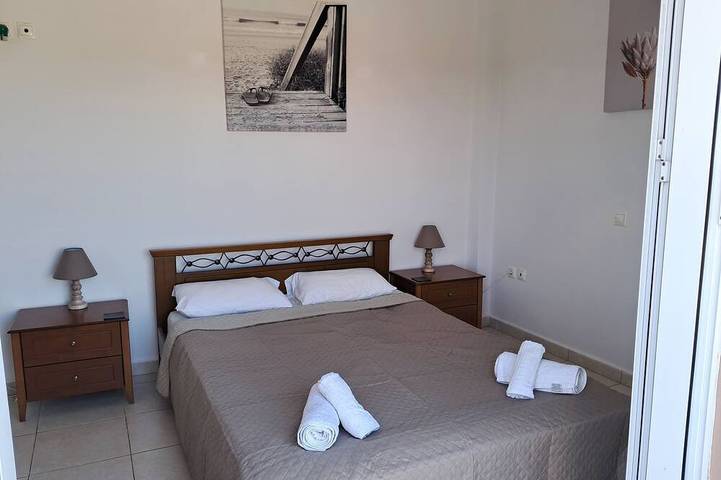 Hermosa Villa Ella con piscina privada.  E. Licencia O.T Mhte 0428K9200476001 in Laganas, Zante