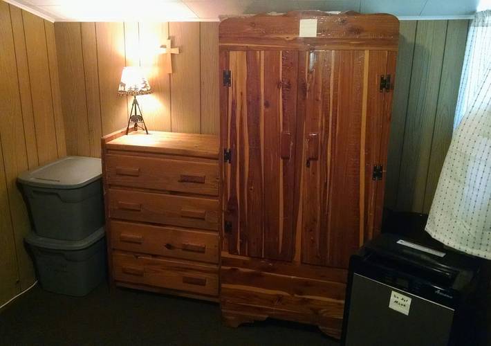 Log cabin for 6 people, with yard in Lake Huron