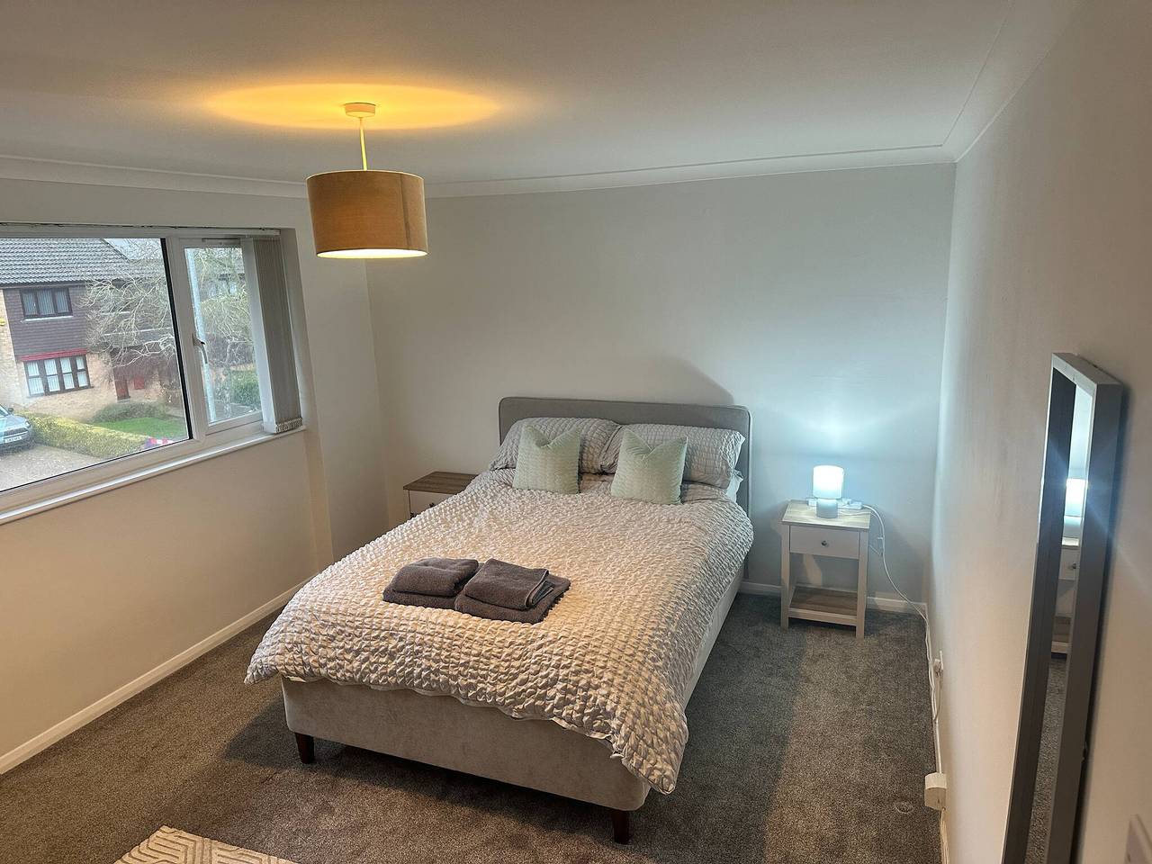 Entire apartment, Willow House Sleeps 4 Family Travel Seaside Stay in Sandgate, Kent
