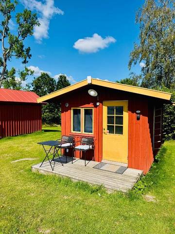 Ferienwohnung für 2 Personen, mit Terrasse und Ausblick sowie Garten und Sauna, mit Haustier in Munkedal