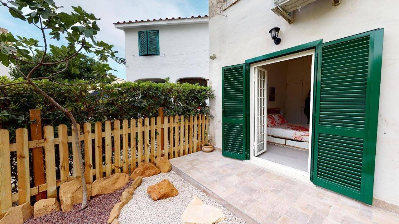 Appartamento intero, Torvaianica, via Svezia in Torvaianica, Provincia di Roma