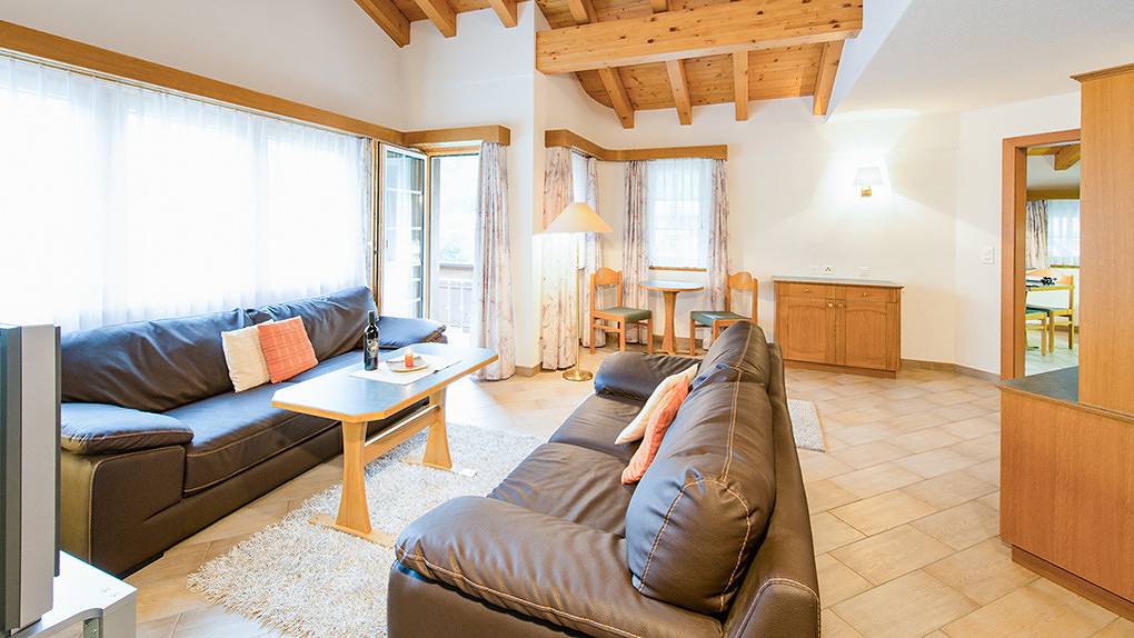 Entire vacation apartment, Vacation apartment for 4 people with view in Saas-Grund, Wallisian Alps