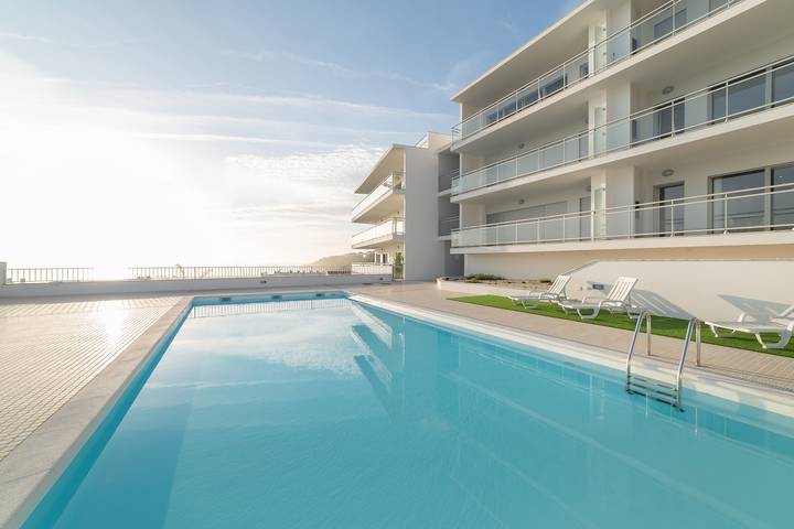 Appartement de vacances pour 4 personnes, avec Piscine à Nazaré