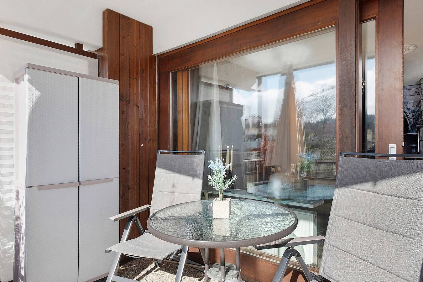 Entire studio, Studio Apartment 'Ferienwohnung Schwarzwald Schlössle' with Mountain View, Private Terrace and Wi-Fi in Schönwald, Southern Black Forest