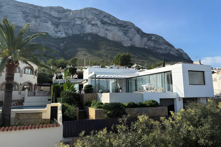 Villa pour 10 personnes, avec jardin, animaux acceptés à Dénia - 2
