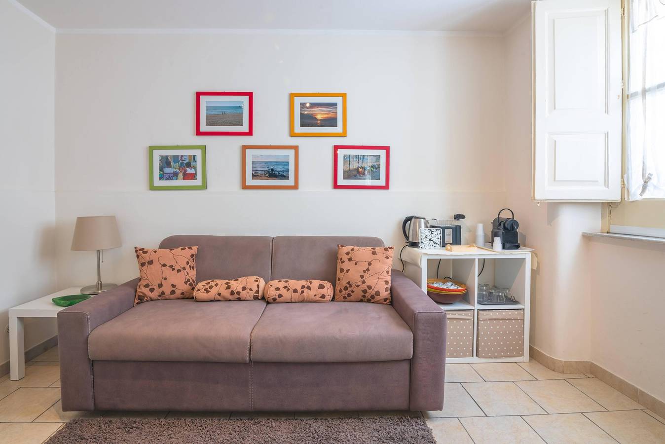 Entire apartment, Apartment 'Cozy House' in the historical center with A/C & Wi-Fi in Catania, Catania Province