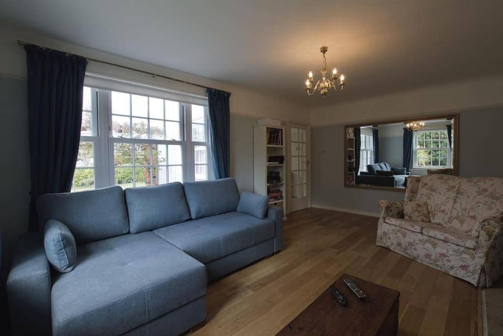 Four-Bedroom House in Frinton on Sea, Frinton and Walton