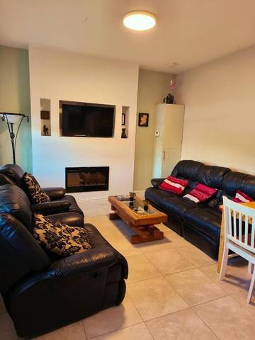 Gîte pour 4 personnes, avec jardin à Fermoy