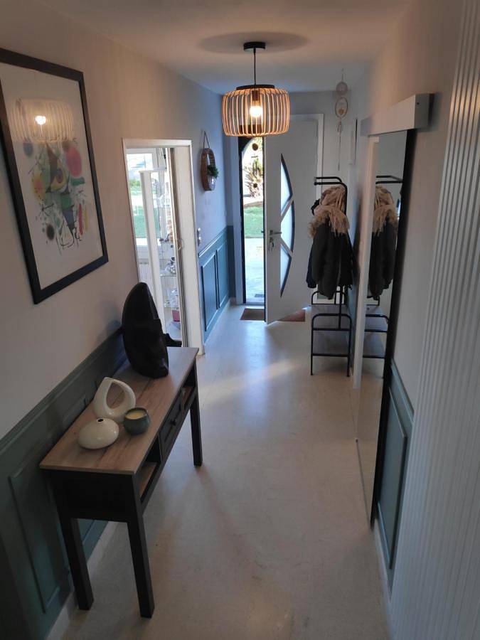 Location de vacances pour 2 personnes, avec terrasse ainsi que vue et jardin à Santec - 3