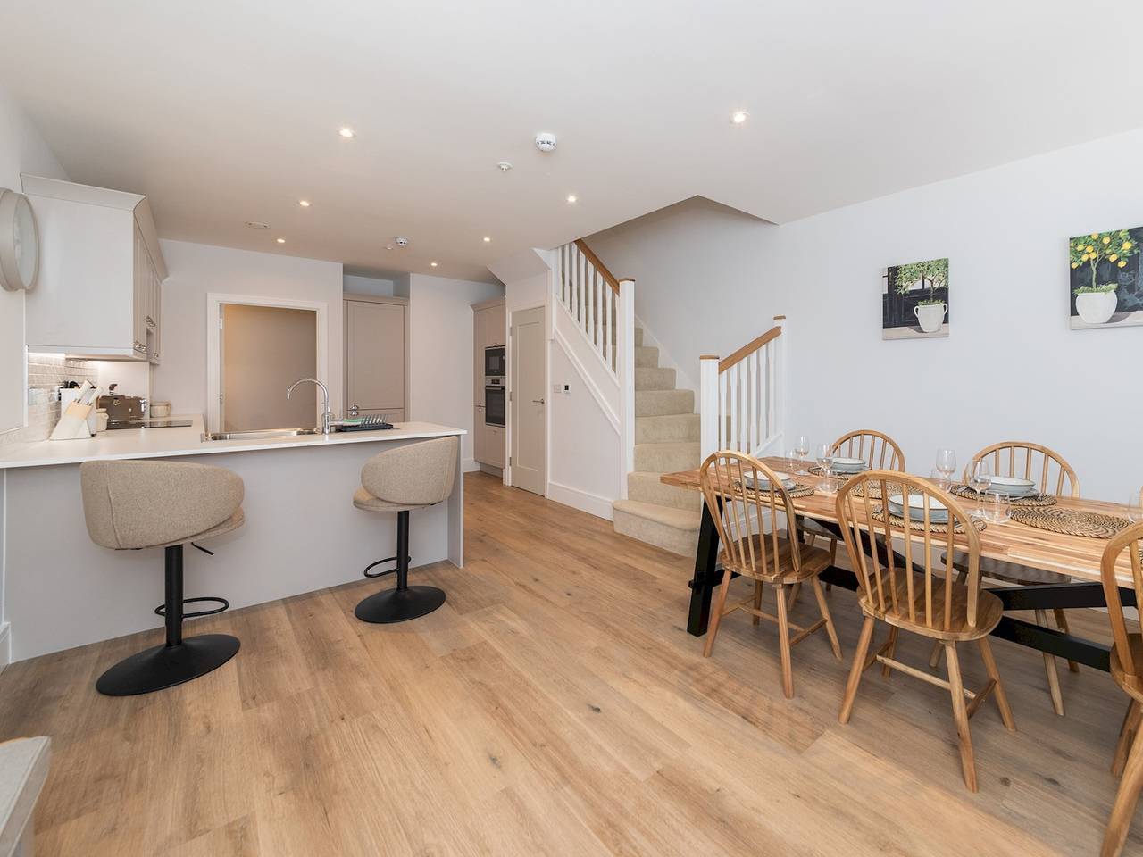 Modern 4Br New Home near Biz Park & Station | Pass the Keys in Reading, Berkshire