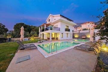 Villa for 6 People in Ölüdeniz, Muğla Province, Photo 4