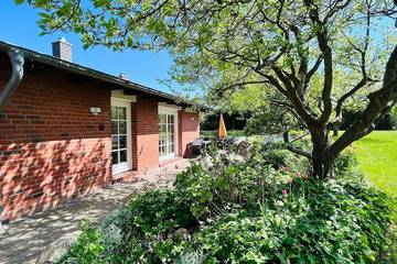Ferienhaus für 2 Personen, mit Garten in Lancken-Granitz