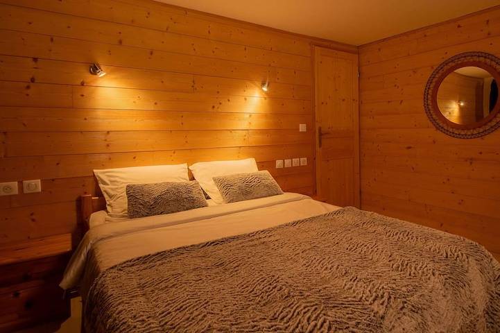 Gîte pour 5 personnes, avec jardin à Bernex - 3