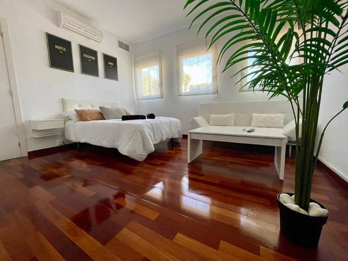 Villa pour 12 personnes, avec jardin ainsi que piscine et vue à Alicante - 3