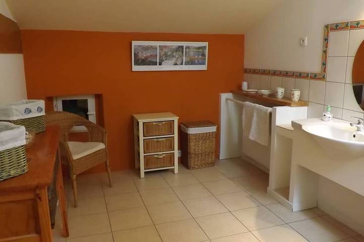 Gîte pour 4 personnes, avec balcon ainsi que jardin et piscine dans Bellevigne - 4