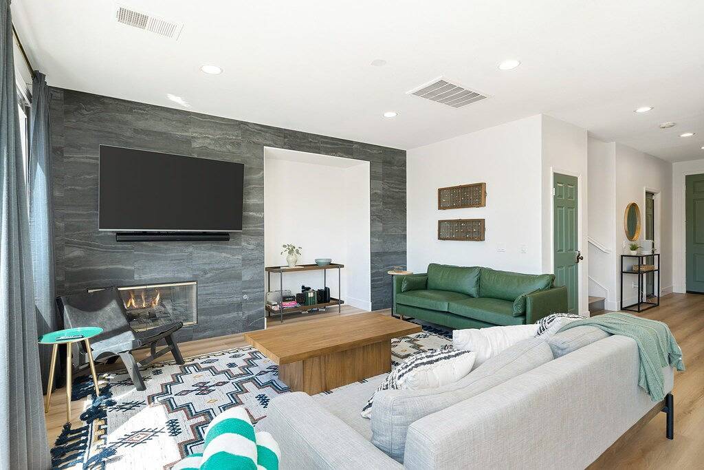 Green House - Brand new remodeled home with new pool and spa for the ultimate relaxation experience in Coachella, Coachella Valley