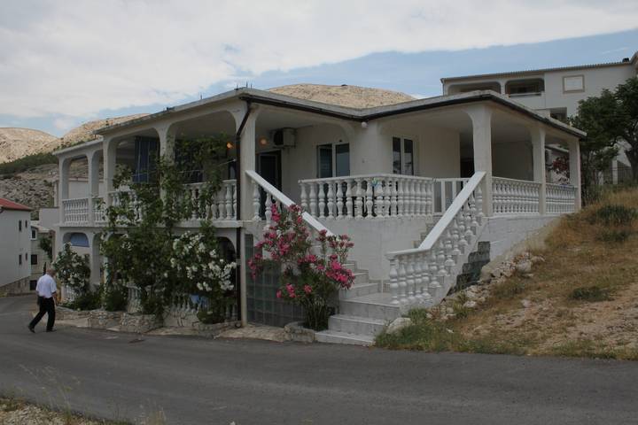 Ferienwohnung für 6 Personen, mit Balkon/Terrasse in Novalja - 4