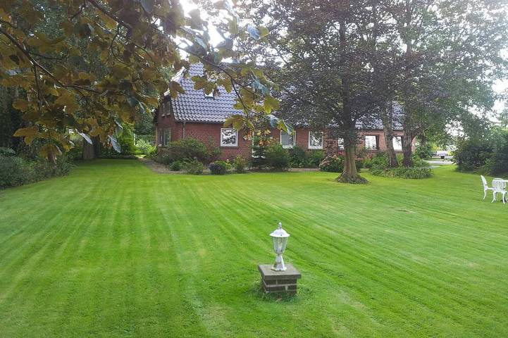 Ferienwohnung für 4 Personen, mit Sauna und Garten sowie Whirlpool