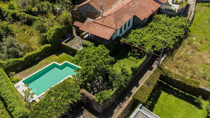 Villa para 9 pessoas, com Terraço e Jardim e ainda Piscina and Vista em Moledo