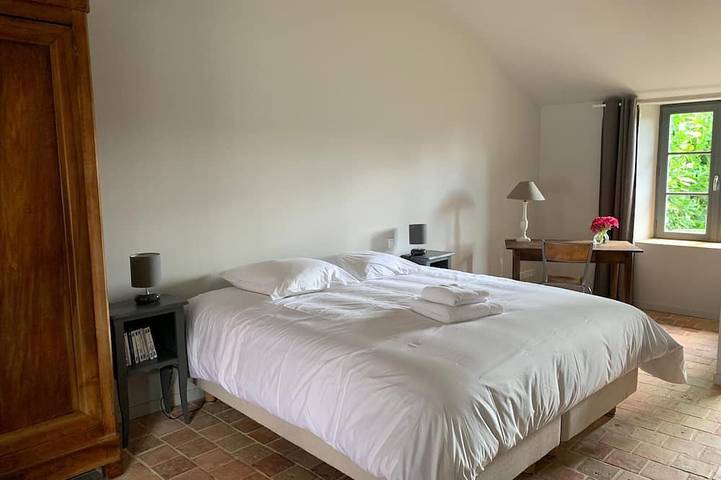 Location de vacances pour 8 personnes, avec jardin à Chambellay - 2