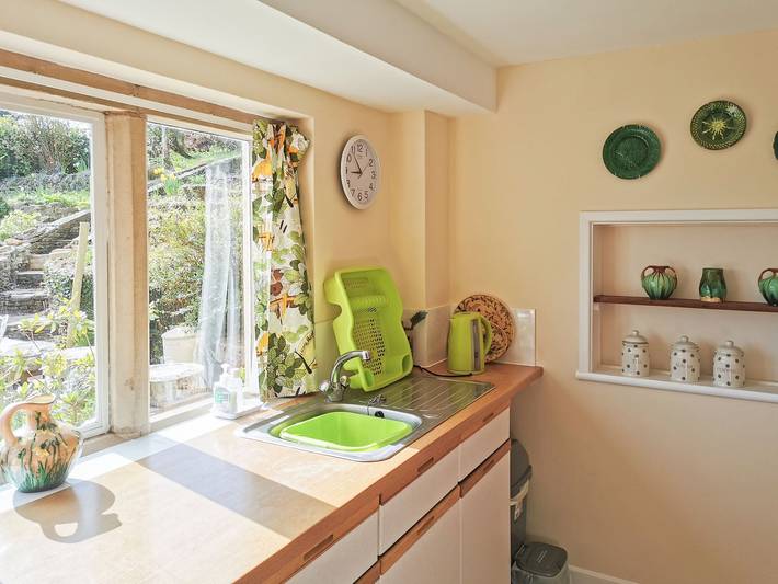 Violet Cottage in Stroud, Gloucestershire