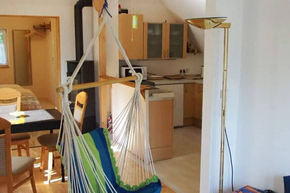 Ganze Wohnung, Bio-Ferienwohnung am Goldsteig in Windischeschenbach, Naturpark Nördlicher Oberpfälzer Wald