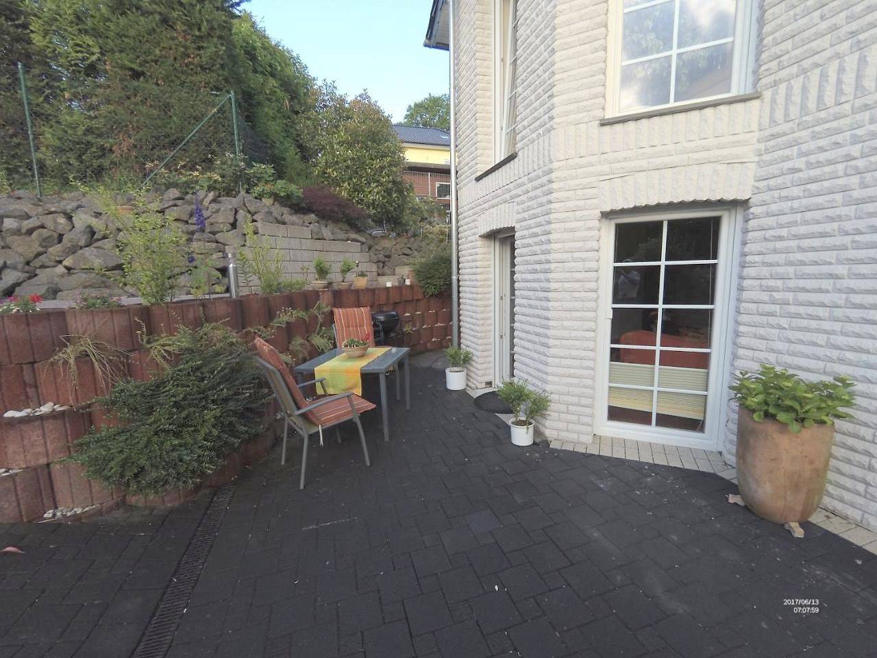 Ganze Wohnung, Apartment - Ground Floor in Eudenbach, Königswinter