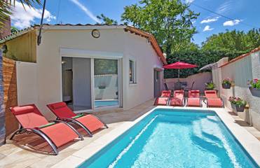 Gîte pour 6 personnes, avec terrasse et piscine, animaux acceptés dans l' Hérault