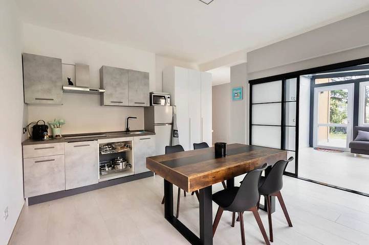 Ferienwohnung für 6 Personen, mit Whirlpool und Garten - 1