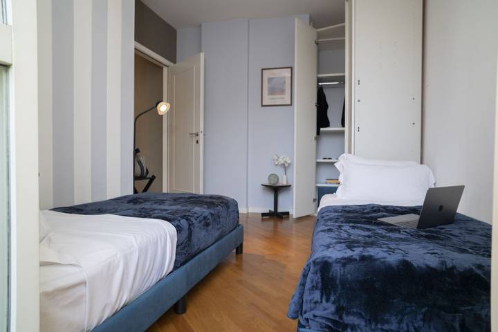 Ganze Ferienwohnung, Ferienwohnung für 6 Personen mit Balkon in Centro (Gallarate), Gallarate