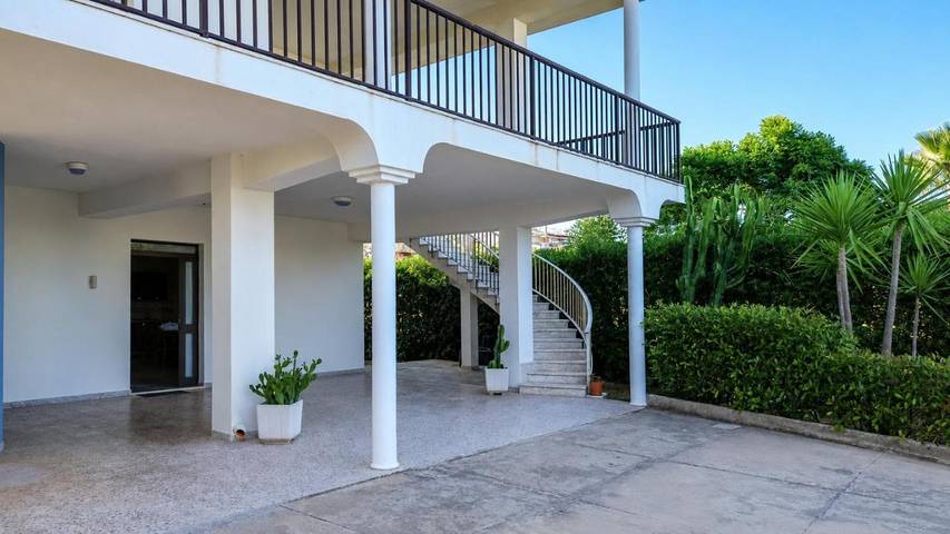 Villa pour 6 personnes, avec Balcon et Terrasse ainsi que Jardin et Vue à San Lorenzo - 3
